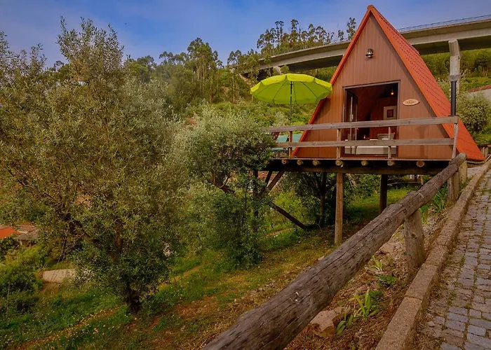Alojamento de Acomodação e Pequeno-almoço Arrabia Glamping Raiva