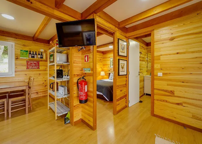 Alojamento de Acomodação e Pequeno-almoço Arrabia Glamping Raiva