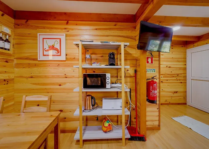 Alojamento de Acomodação e Pequeno-almoço Arrabia Glamping Raiva